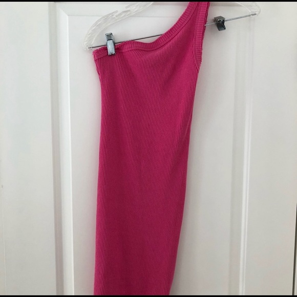 Ribbed off the shoulder urban outfitters dress - Picture 2 of 2